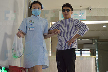b228f4c66f9838dd70ffdea6c5343e8d.jpg
